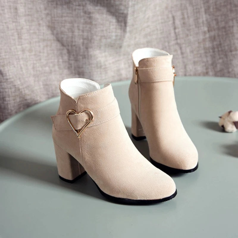 SLAY BOOTS: Heart-Buckle Velvet Ankle Heels – Drag Queen Must-Have ❤️