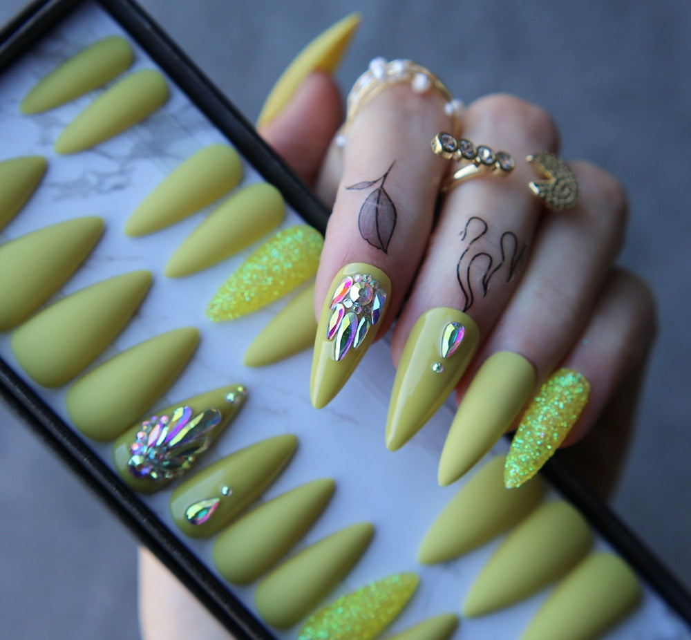 Enne Phinite Press On Nails