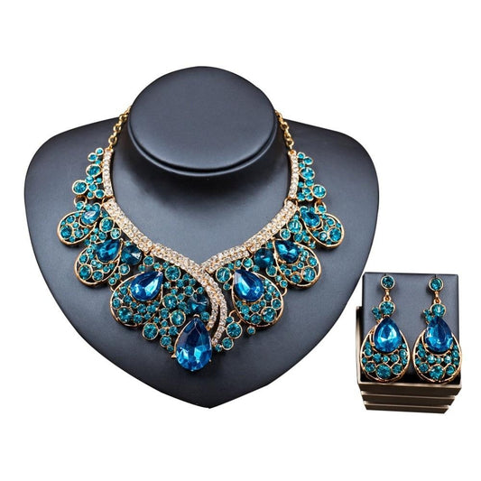 May Varlous Crystal Jewelry Set