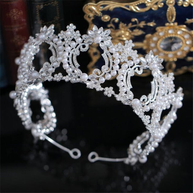 Etha Reyal Pearls & Flower Tiara Crown