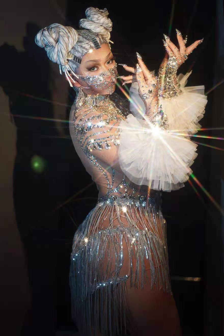 Ruffles Crystal Gloves