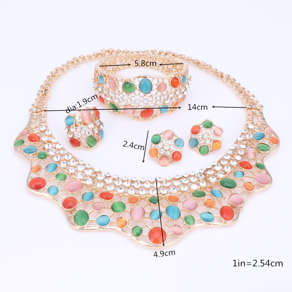 Sara Castique Jewelry Set