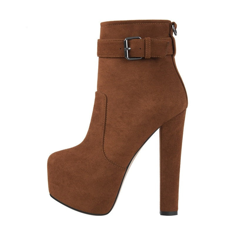 Queen Amy Ankle Boots