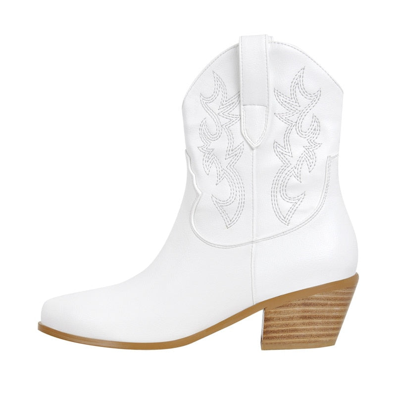 Aria Viderci Ankle Boots