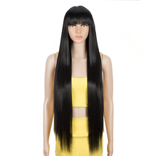 Queen Amalia Black Wig With Bangs