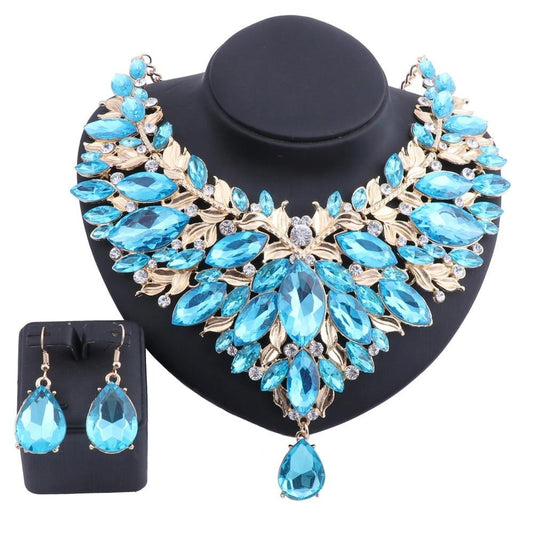 Hella Centrique Crystal Jewelry Set
