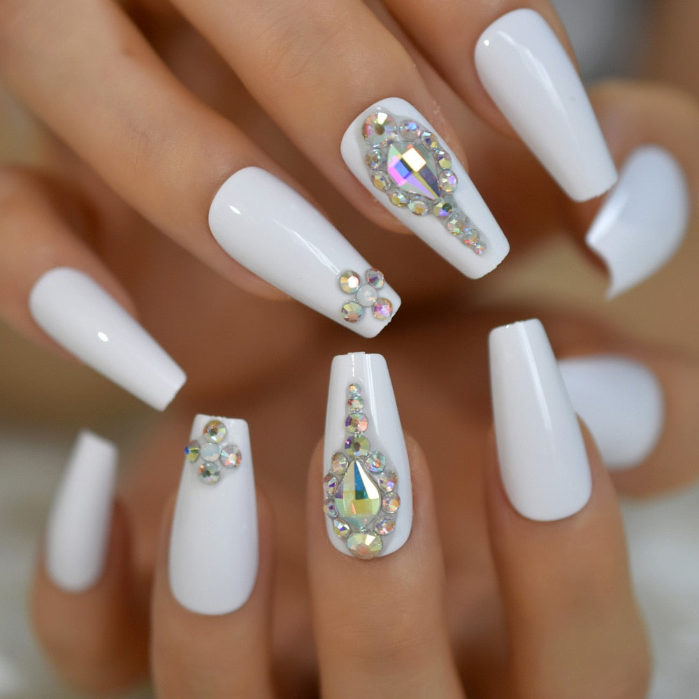 Liv Lee White Lux Press On Nails