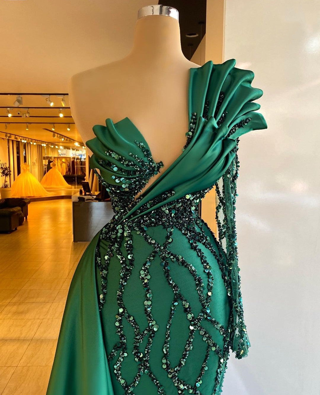 Crystal Mermaid Tiered Prom Dress With Tiered Ruffles And Full Sleeves  Elegant V Neck Evening Gown For Formal Parties From Manweisi, $272.94 |  DHgate.Com